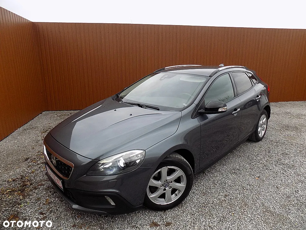 Volvo V40 Cross Country D2 Momentum - 2