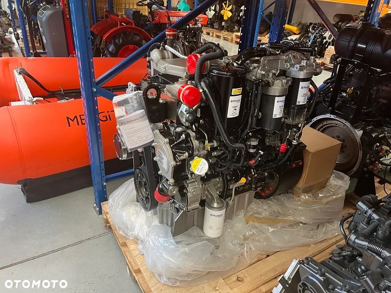 SILNIK Perkins MPKXL04.4SU1 1204J-E44TTA 117 kW cat C4.4 E44TTA - 6