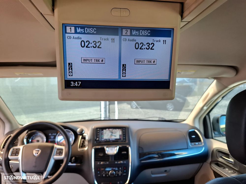 Lancia Voyager 2.8 CRD Gold - 41