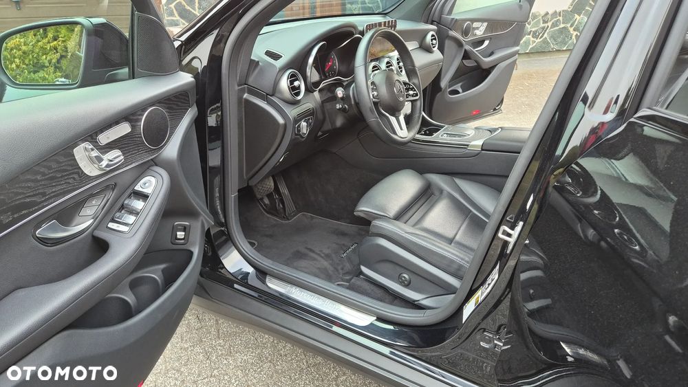 Mercedes-Benz GLC 300 4-Matic - 2