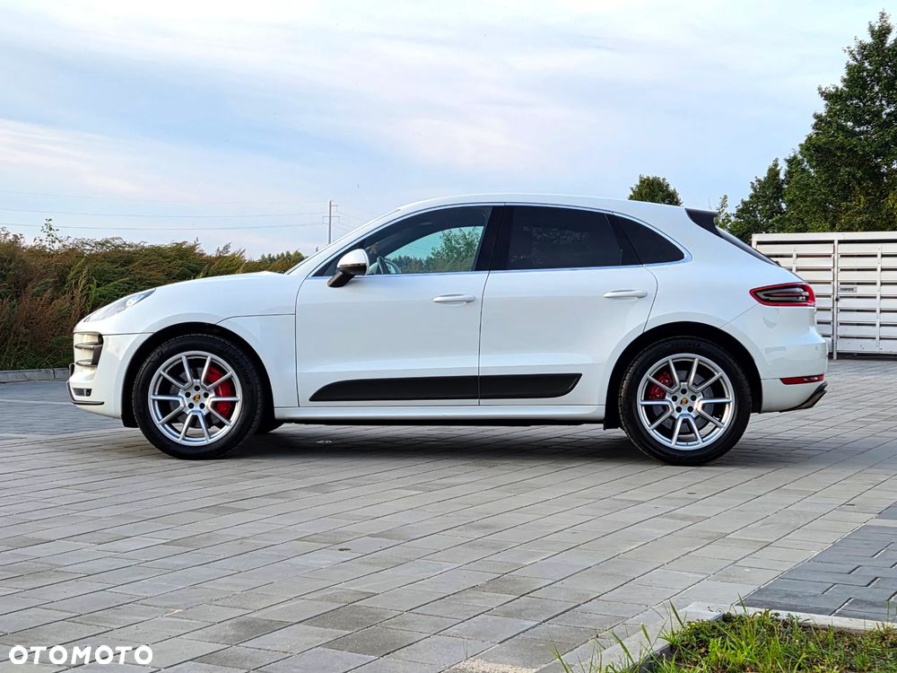 Porsche Macan Turbo - 14