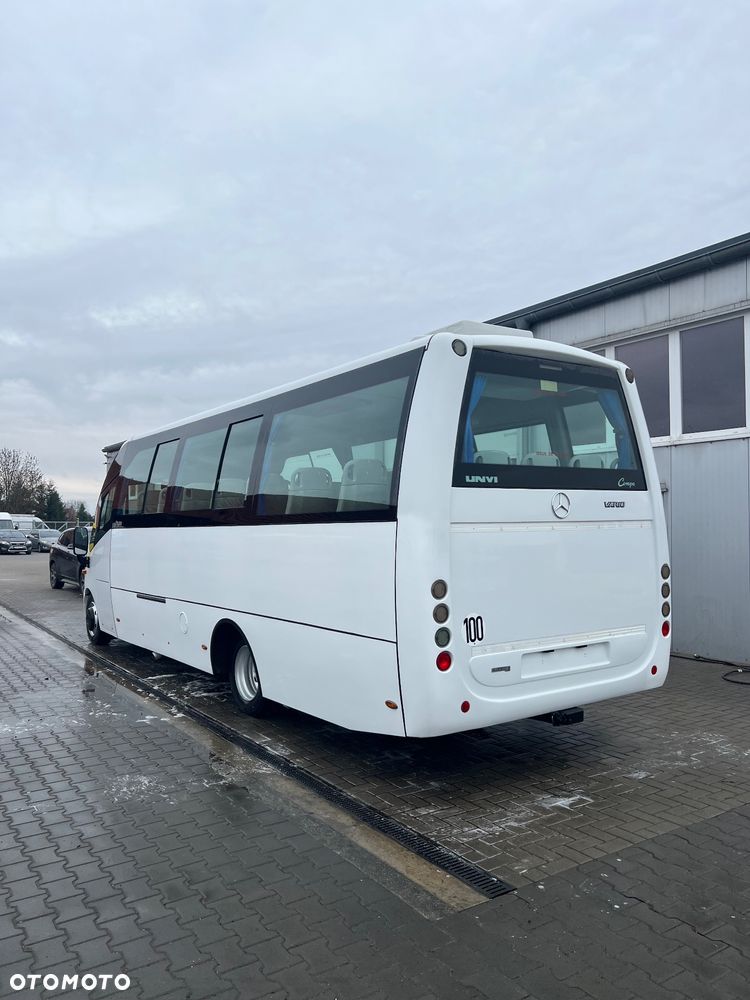 Mercedes-Benz Vario - 6