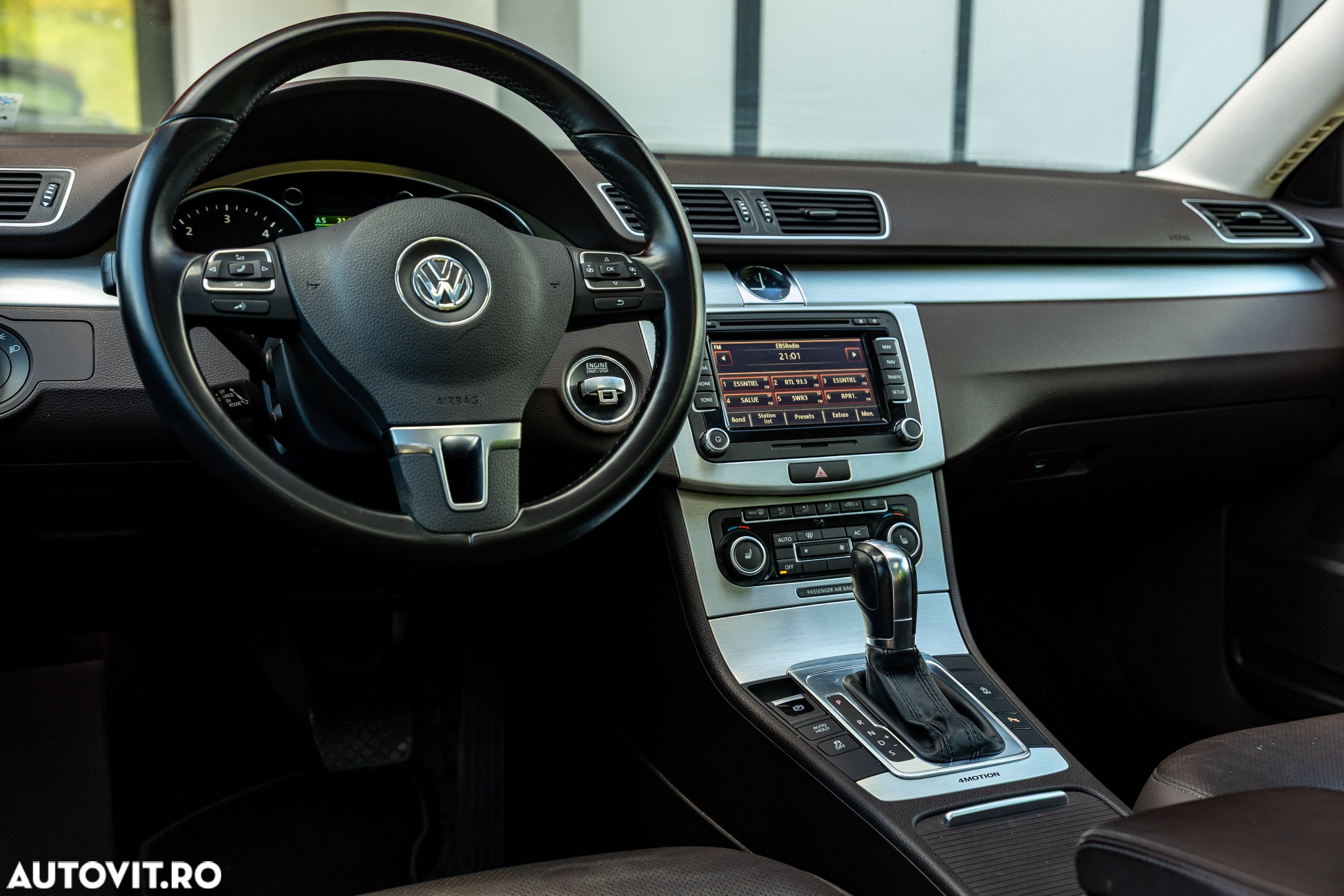 Volkswagen Passat Variant 2.0 TDI 4Motion DSG BlueMotion Tech Exclusive - 32