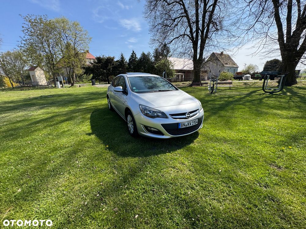 Opel Astra 1.4 Turbo Active - 28