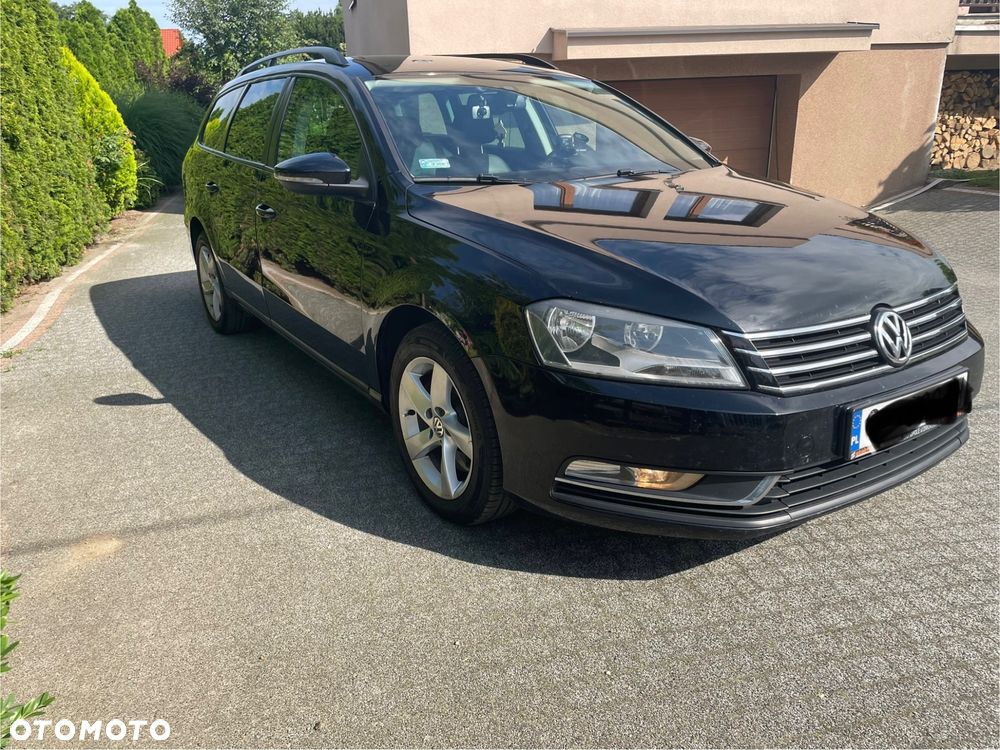 Volkswagen Passat - 2