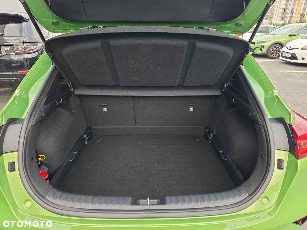 Kia XCeed 1.5 T-GDI M - 14