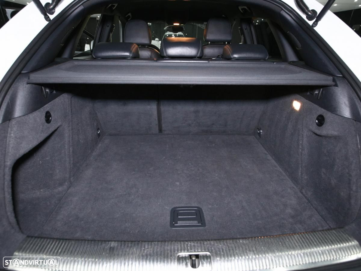 Audi Q3 2.0 TDI S-line - 12