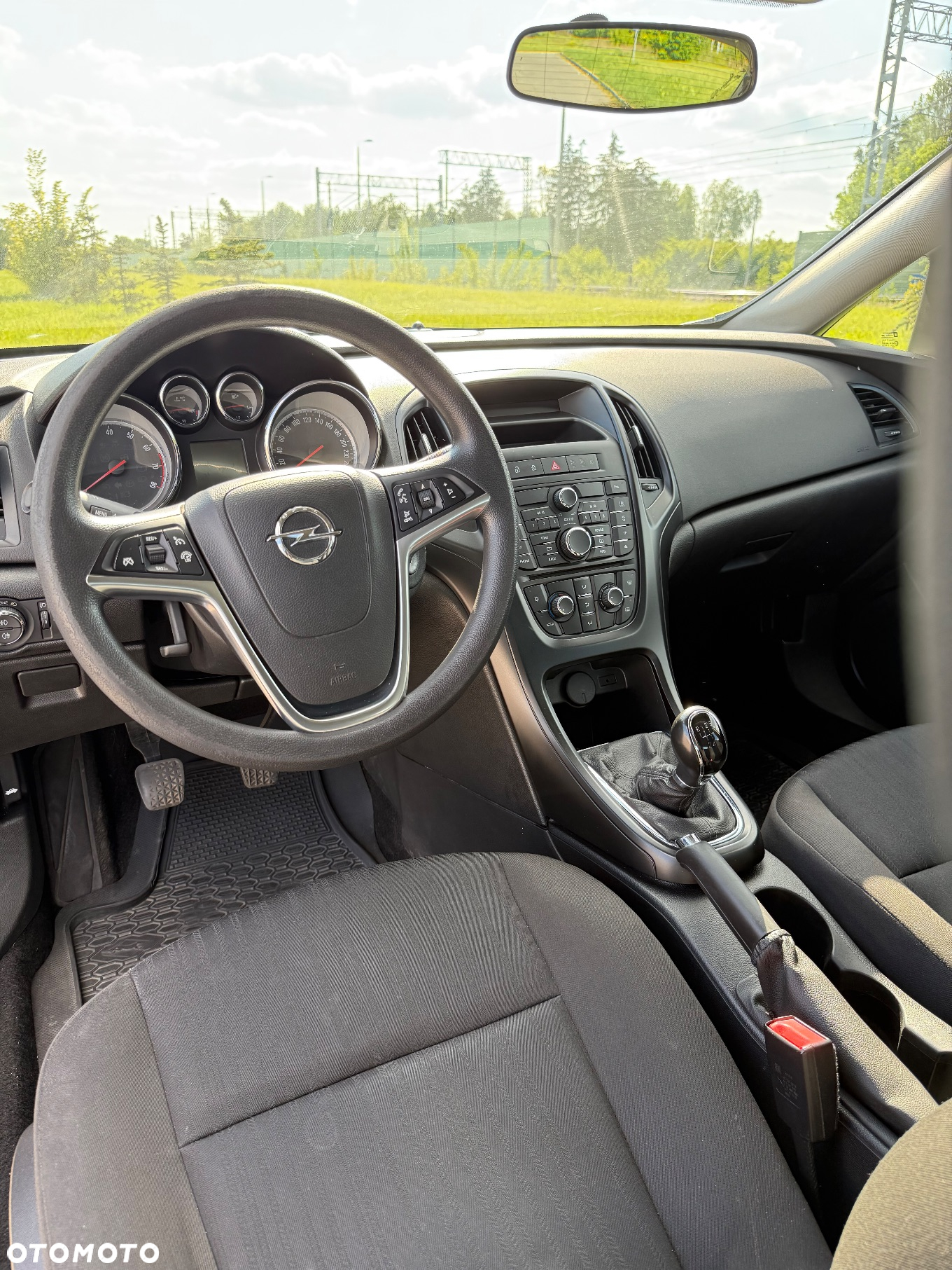 Opel Astra IV 1.6 Essentia - 16