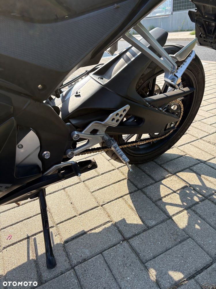 Yamaha R125 - 4