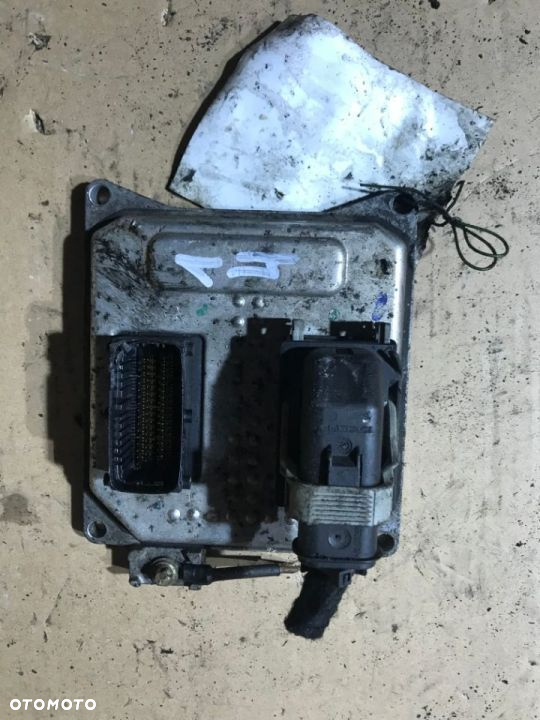 OPEL VECTRA C 1.8 B KOMPUTER SILNIKA 55355631 XX S0600204 5WK9407 7022312343 - 2