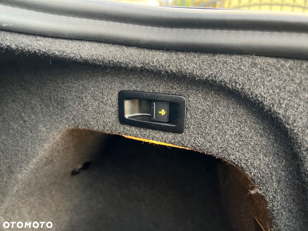 Volkswagen Passat - 18