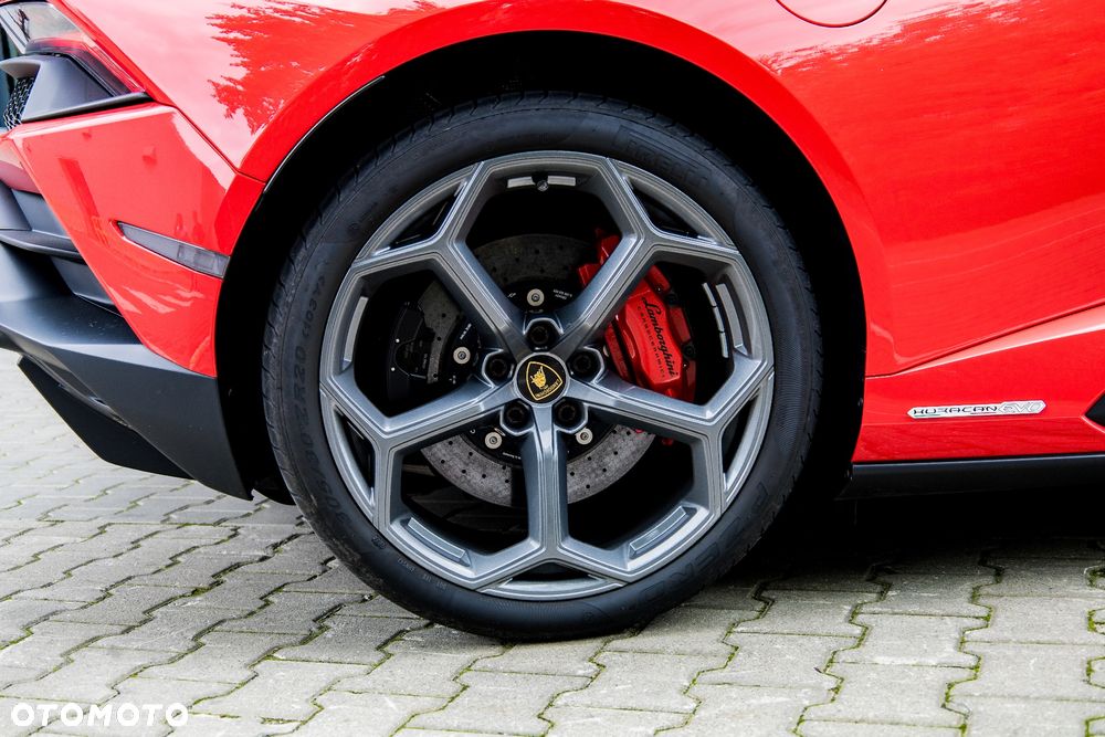 Lamborghini Huracan EVO - 12