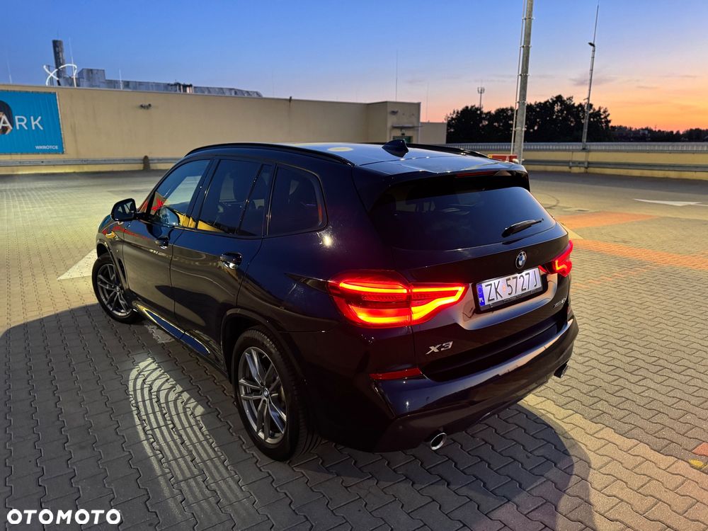 BMW X3 xDrive20d mHEV - 10