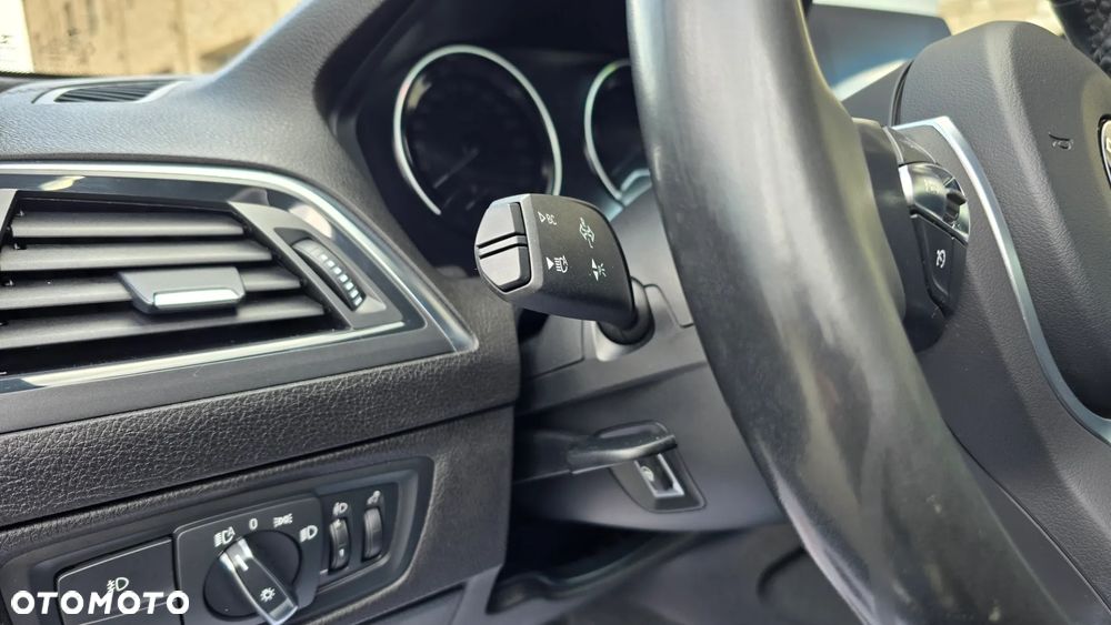 BMW Seria 1 118i - 12