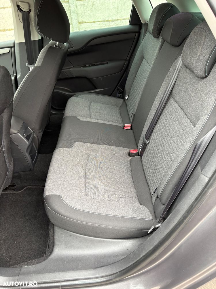 Citroën C4 BlueHDi 120 Stop&Start Shine - 9