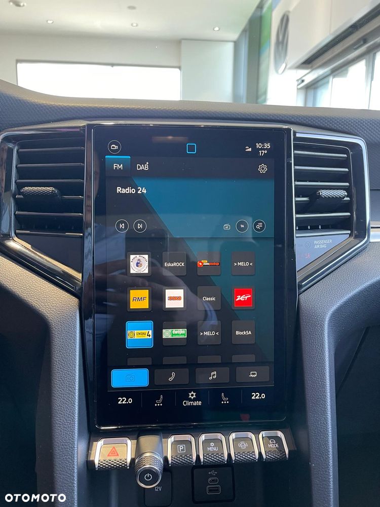 Volkswagen Amarok - 22