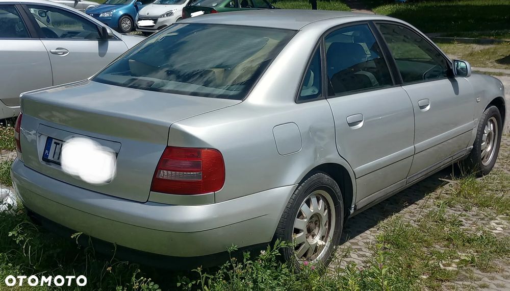 Audi A4 Limousine - 7