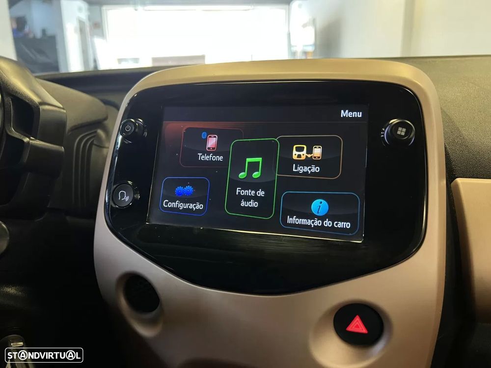 Citroën C1 1.0 VTi Elle — fotografia 35