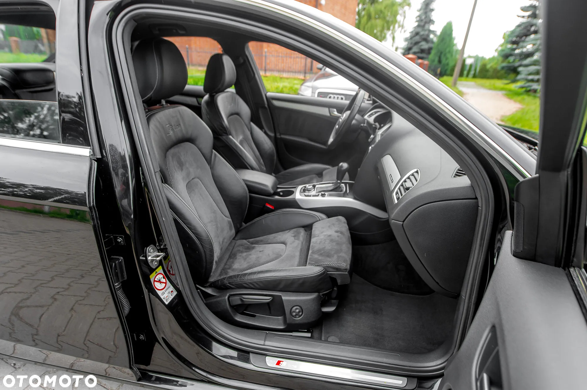 Audi A4 2.0 TFSI quattro S tronic S line Sportpaket - 23
