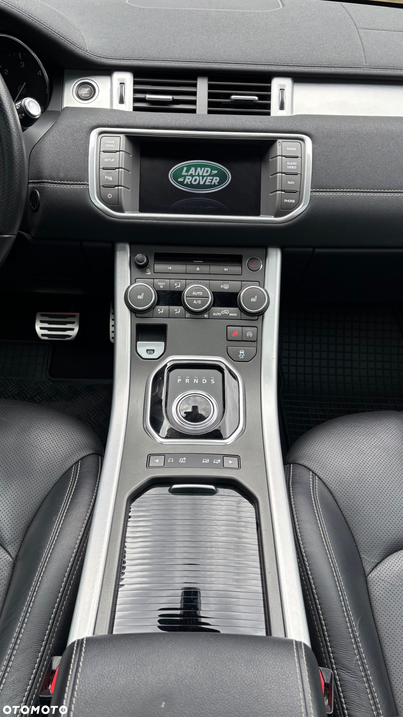 Land Rover Range Rover Evoque - 2