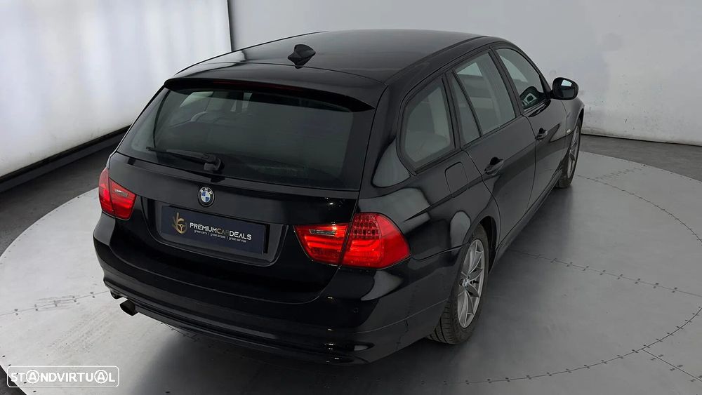 BMW 318 d Navigation - 10