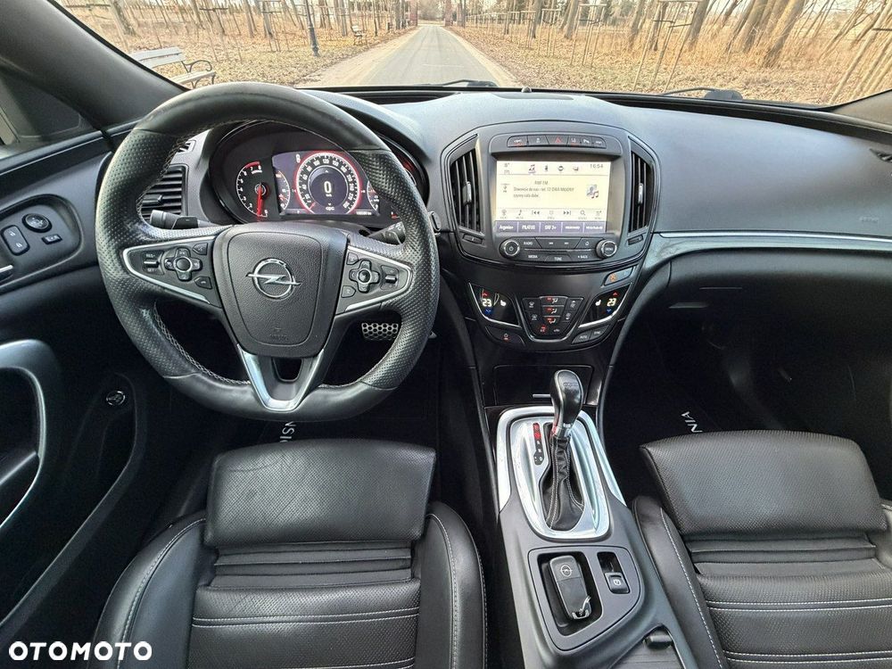 Opel Insignia - 38