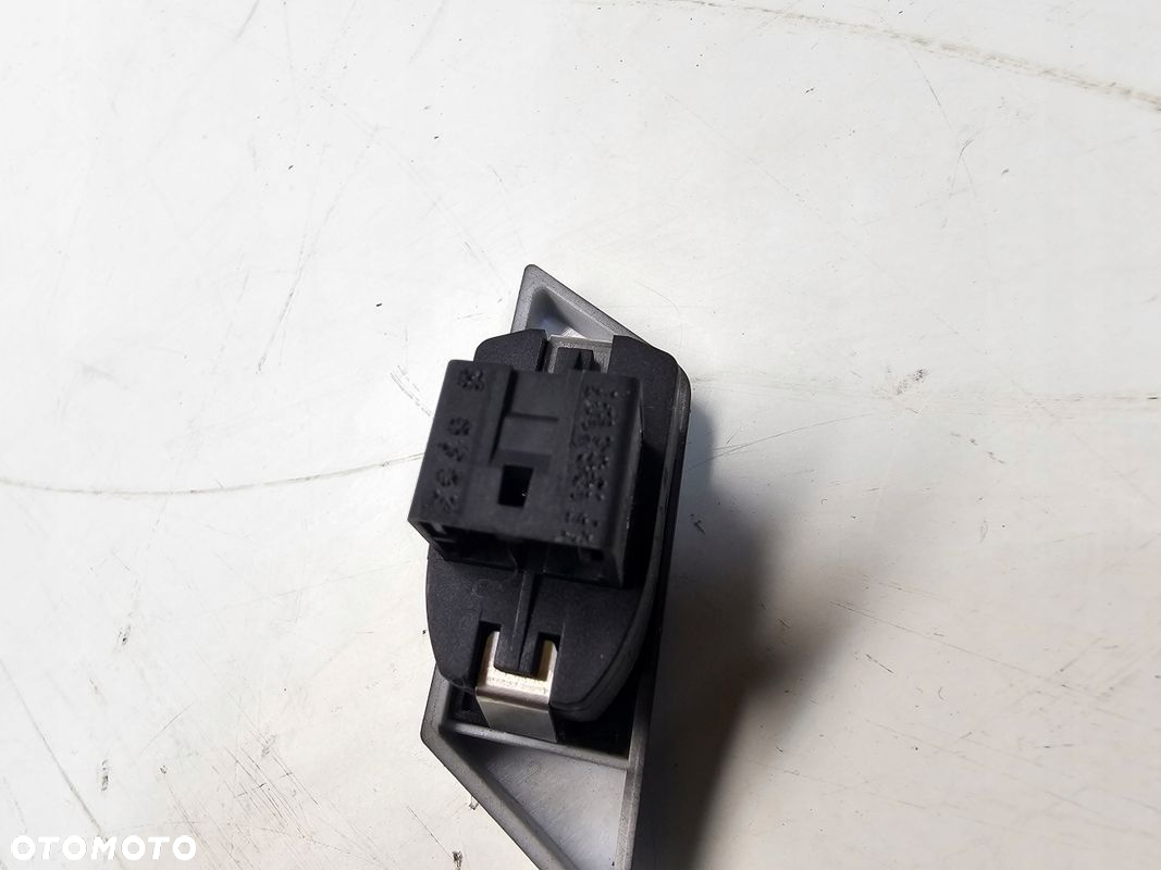 PRZEŁĄCZNIK BLOKADY DRZWI AUDI A6 C6 4F1962107 - 5