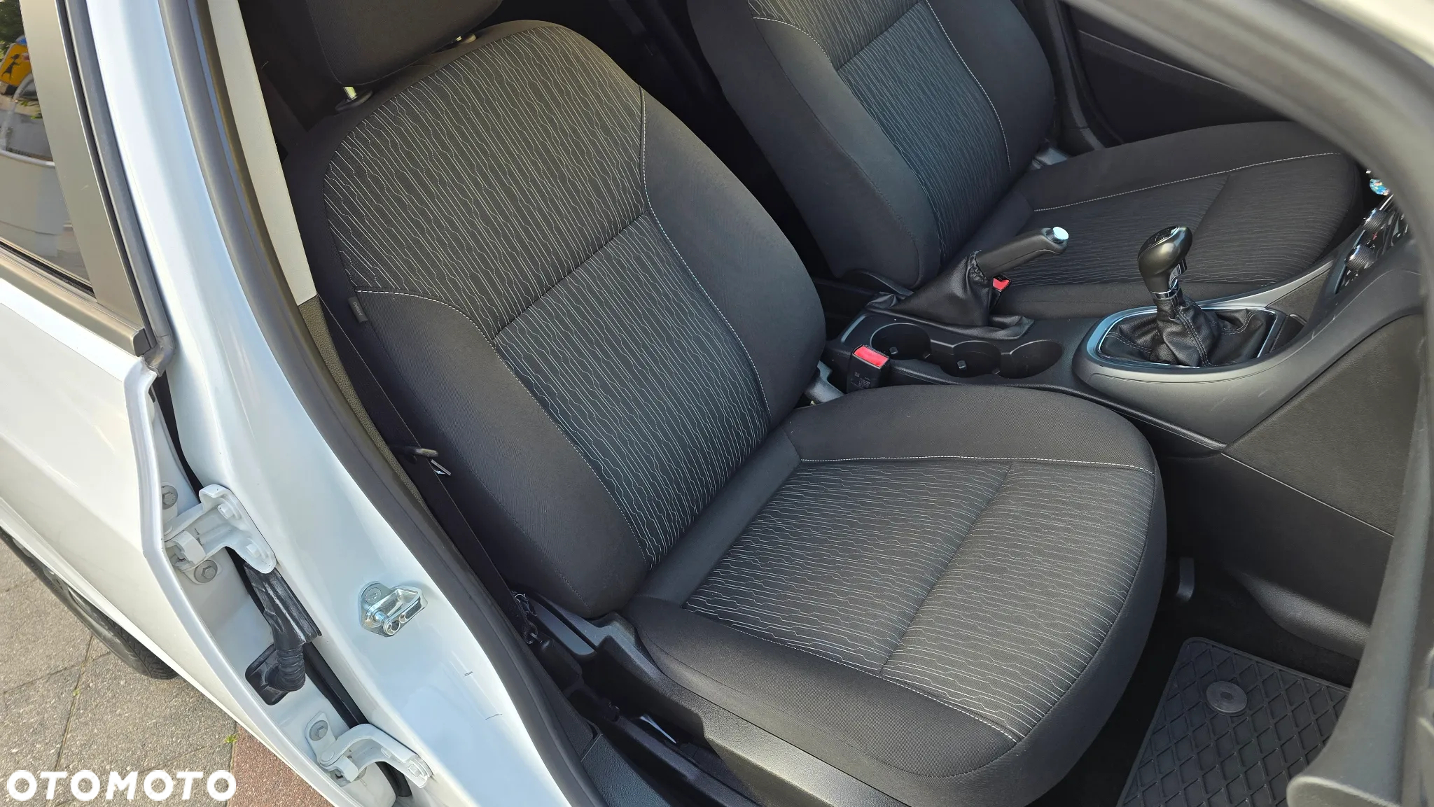 Opel Astra - 23