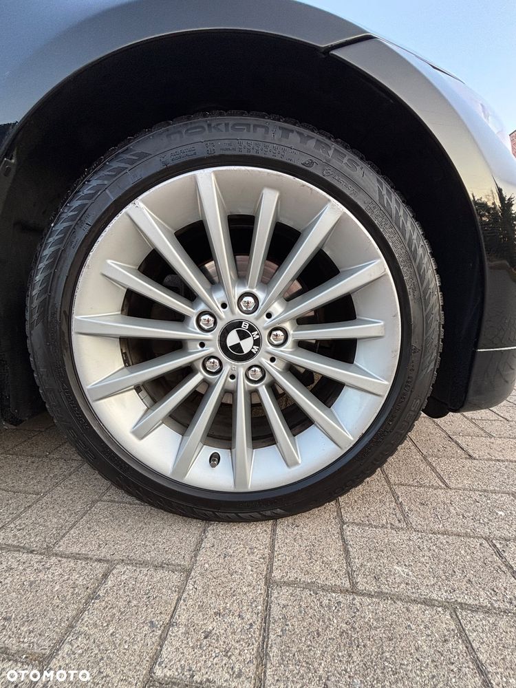 BMW Seria 3 318i - 10