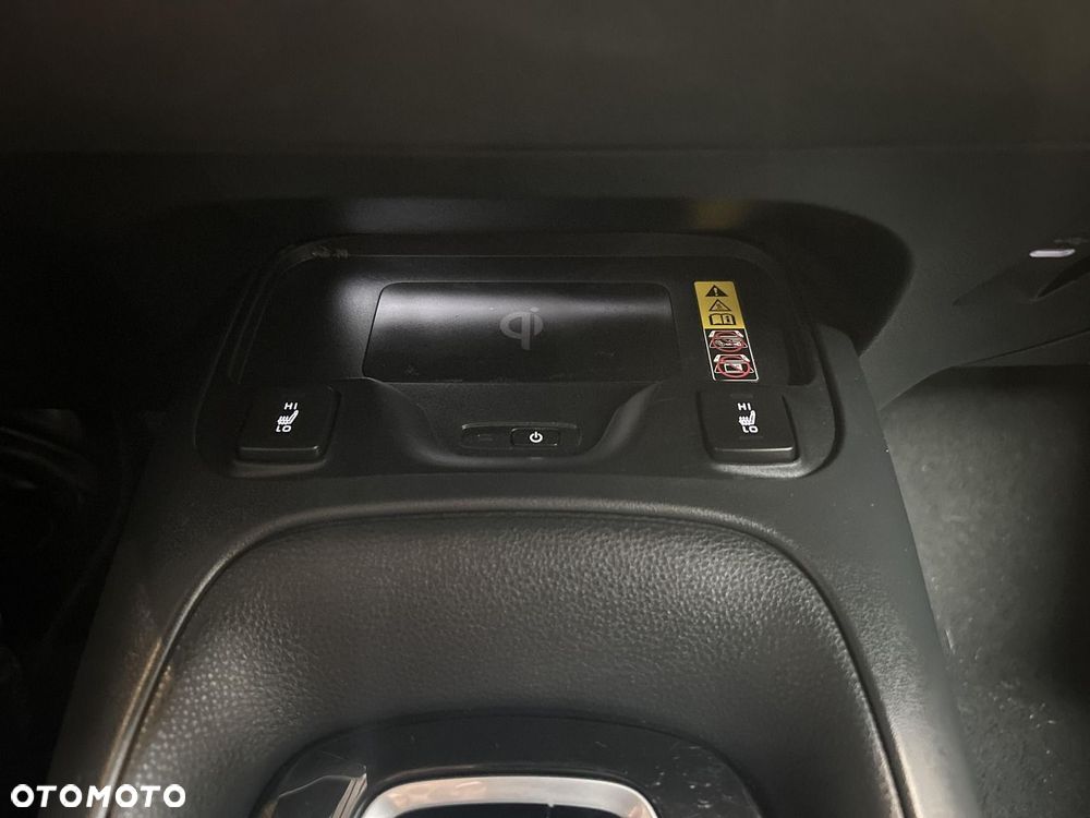 Toyota Corolla 1.8 Hybrid Style - 38