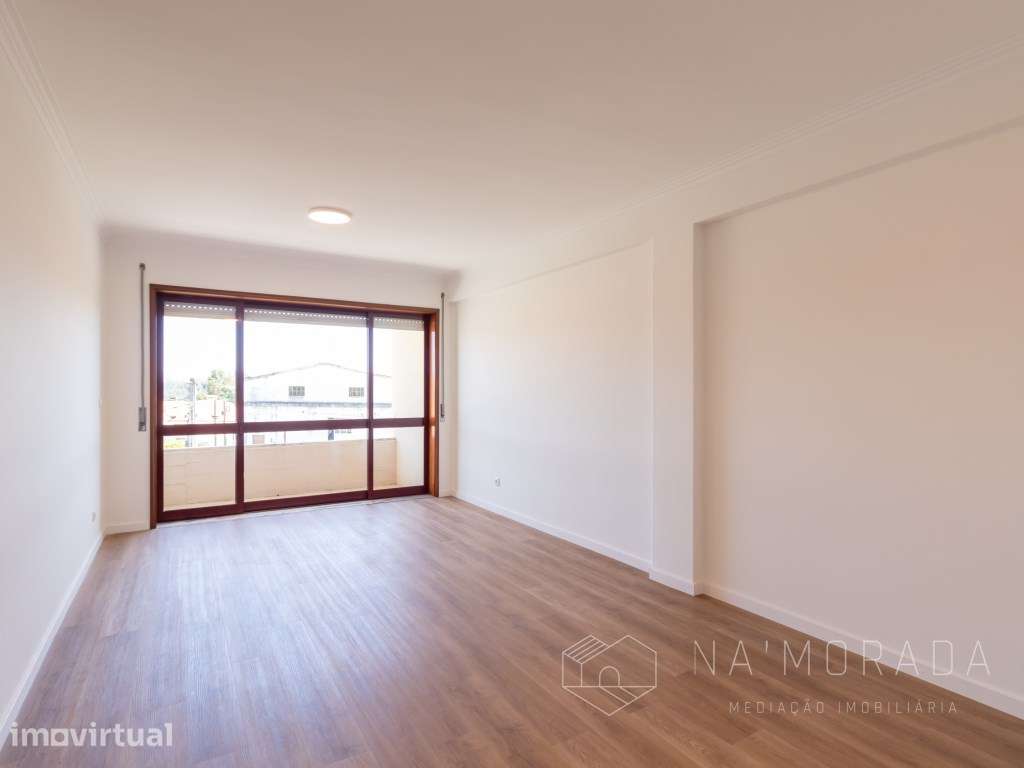 Apartamento T4 renovado para venda em Escapães, Santa Maria da Feira - Grande imagem: 5/25