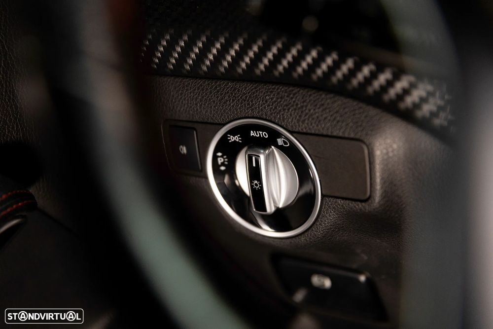 Mercedes-Benz A 180 CDI 7G-DCT AMG Line - 19