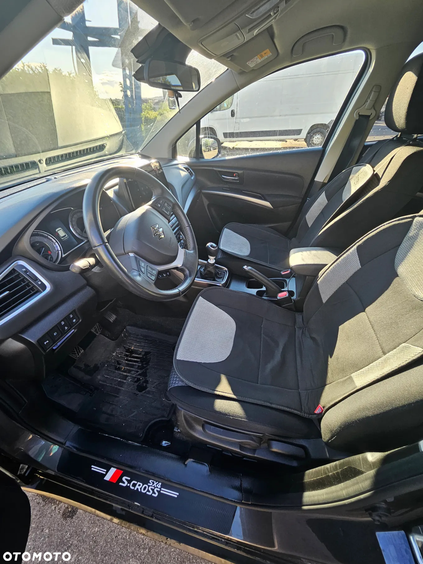 Suzuki SX4 S-Cross 1.4 SHVS Premium - 8