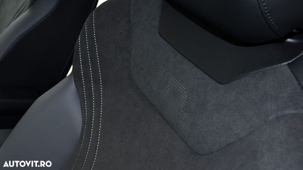 Volkswagen ID.4 - 13