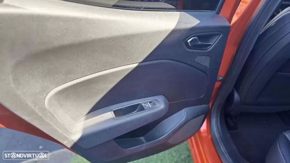 Renault Clio - 19