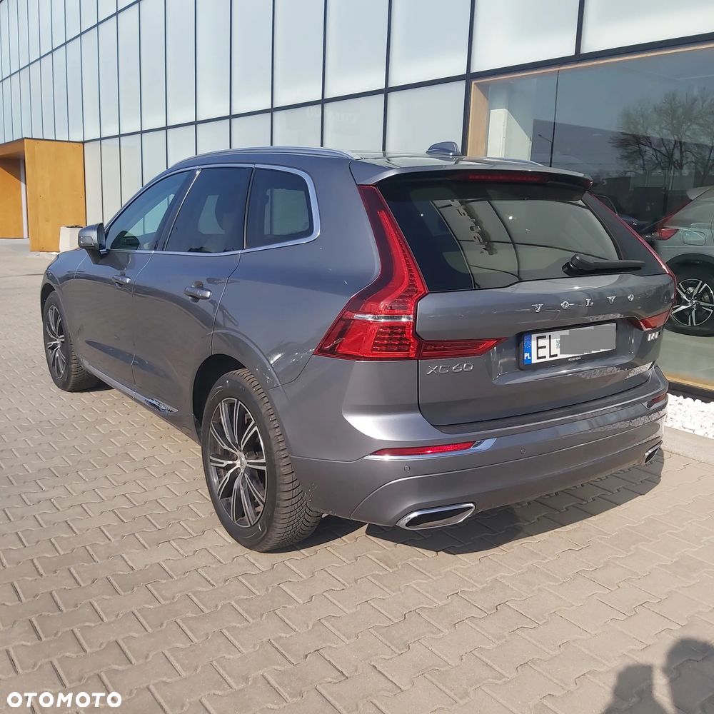 Volvo XC 60 D5 AWD Inscription - 3
