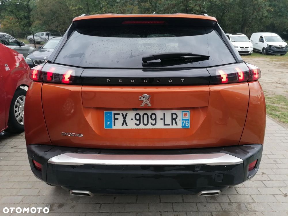 Peugeot 2008 1.2 PureTech Active Pack S&S EAT8 - 12