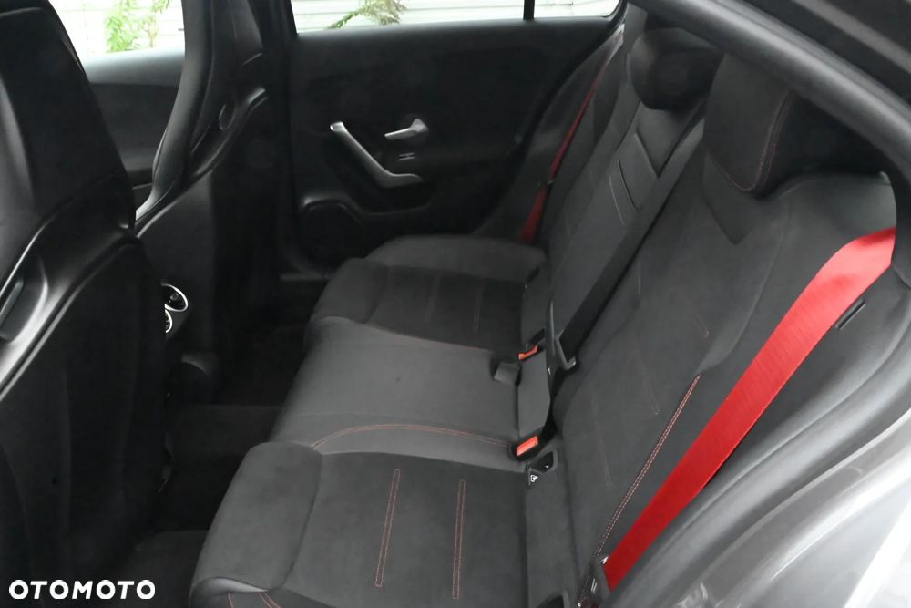 Mercedes-Benz Klasa A 35 AMG 4-Matic 7G-DCT - 19