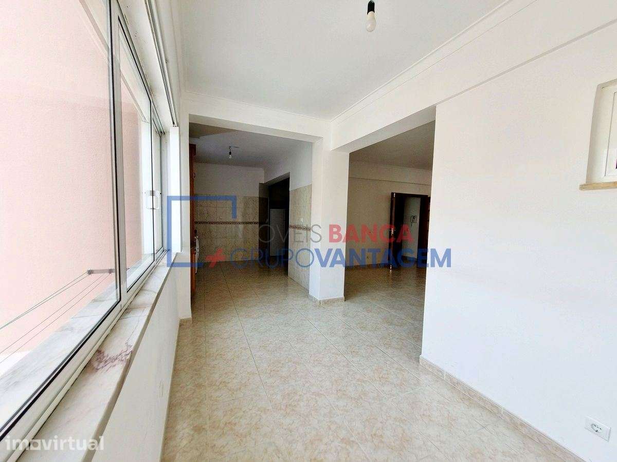 Apartamento T2 no Bairro do Liceu em Setúbal - Grande imagem: 4/30