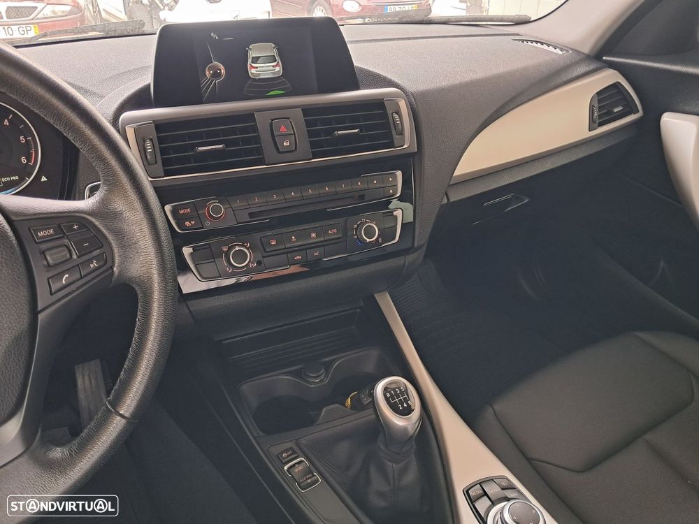 BMW 116 d EfficientDynamics - 9