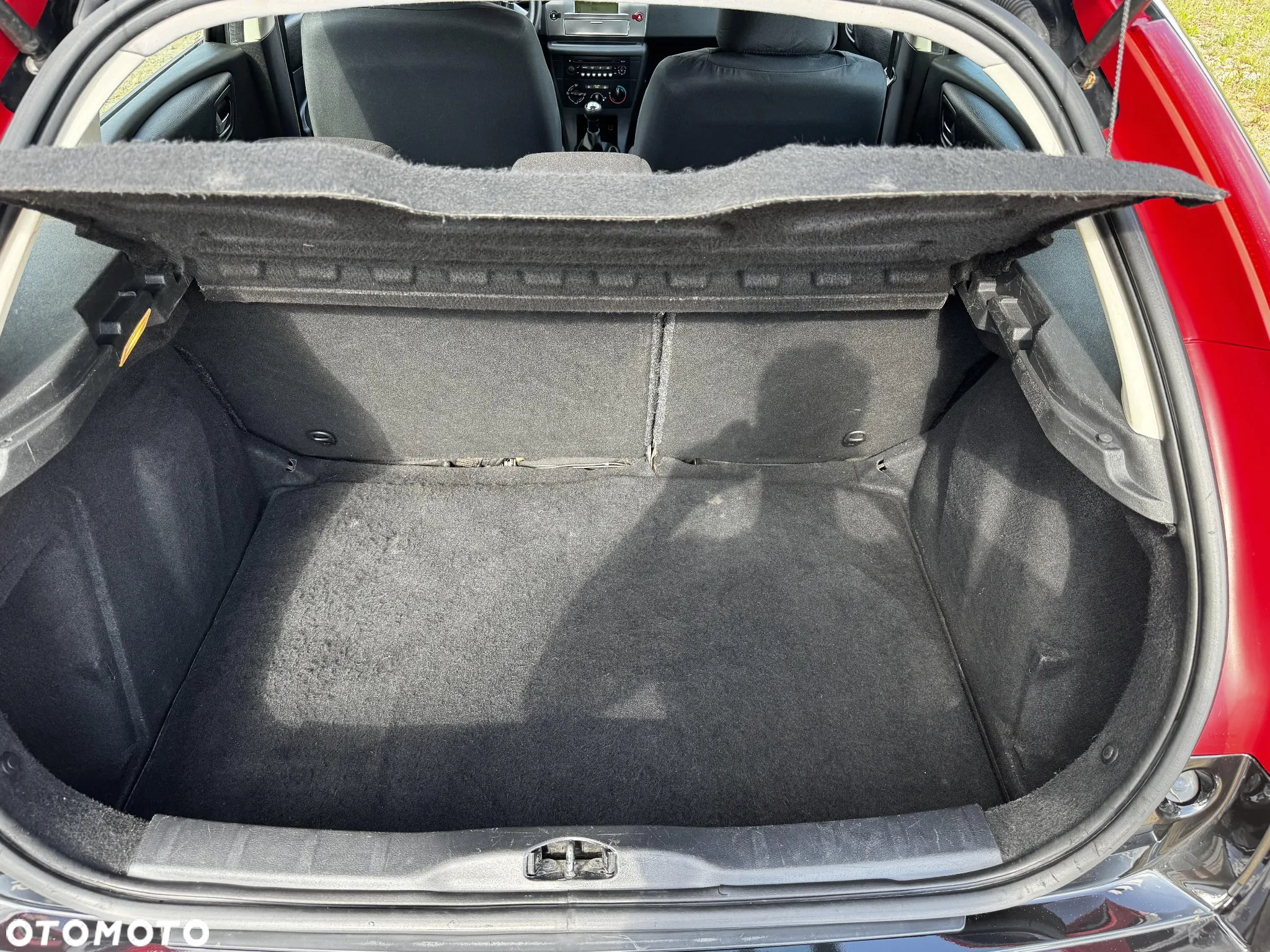 Citroën C4 1.4 16V Style - 14