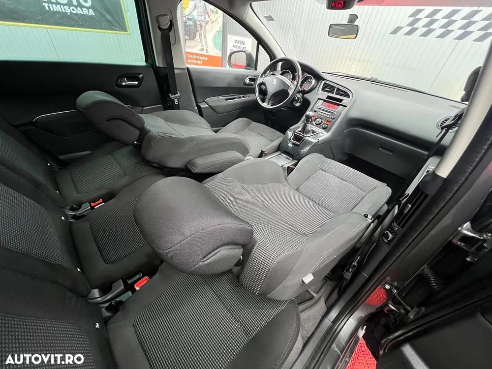 Peugeot 5008 - 15