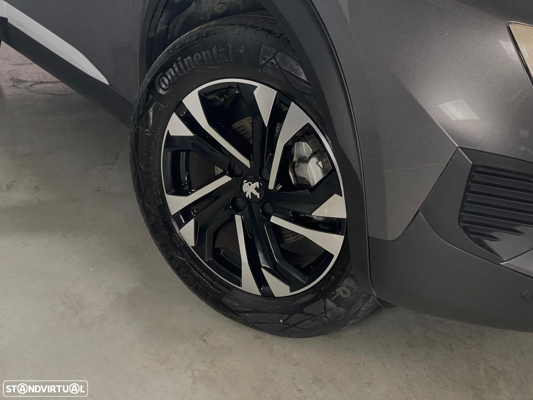 Peugeot 2008 1.2 PureTech Allure - 5