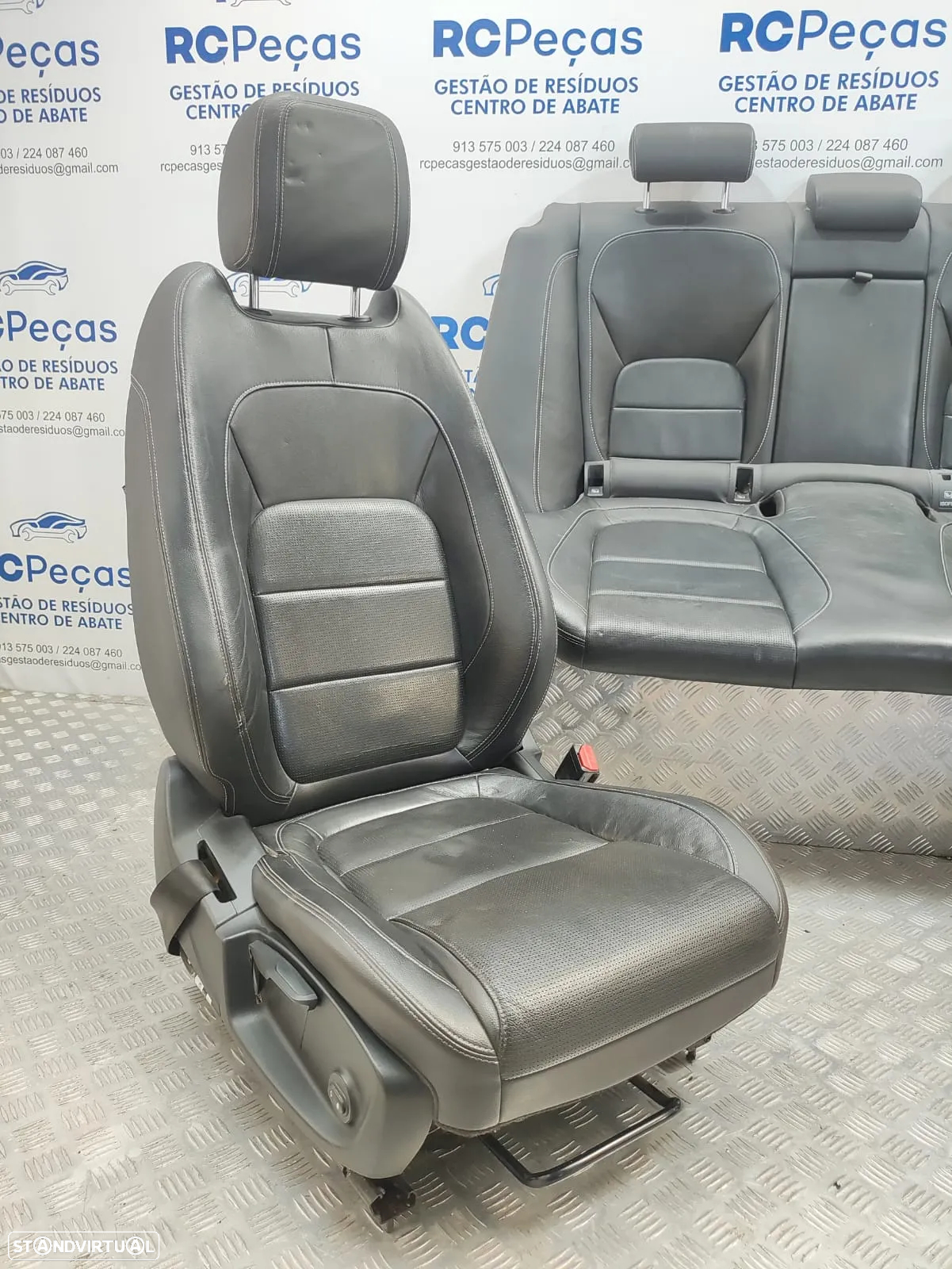 Conjunto Bancos em Pele Jaguar XE X760 R-Design - 7