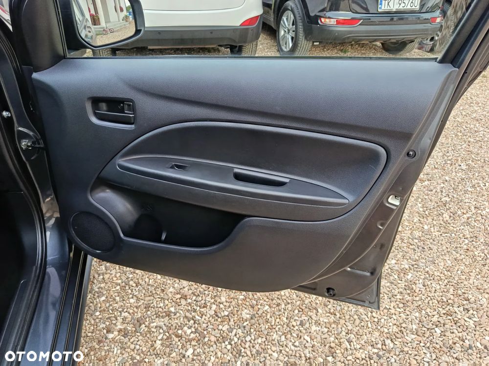 Mitsubishi Space Star 1.0 Plus - 22