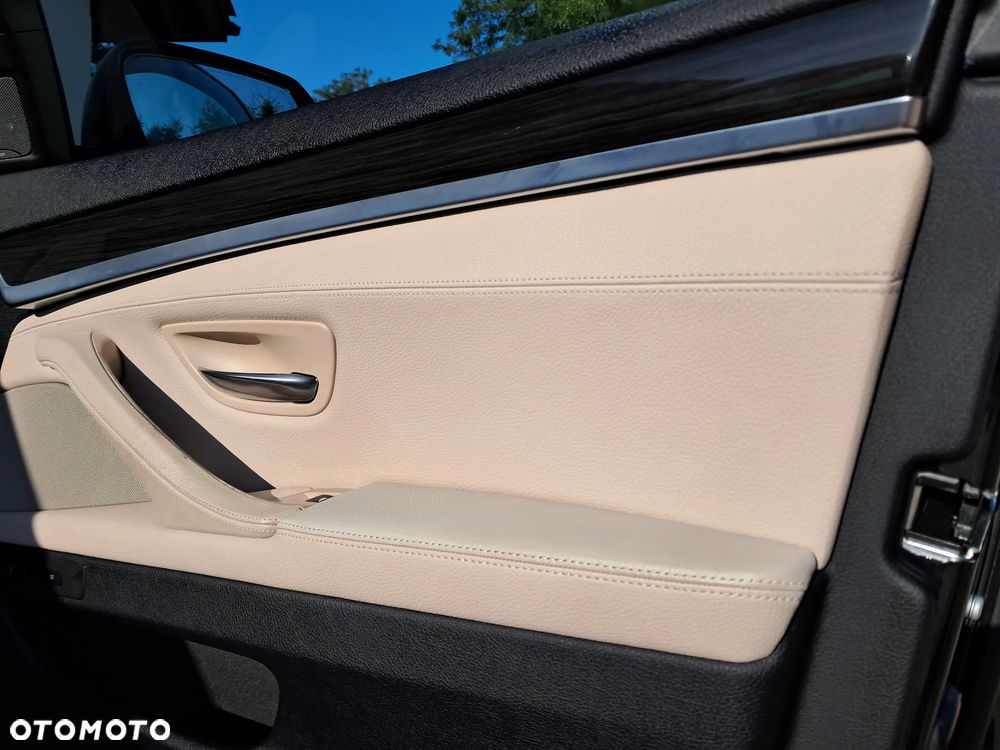 BMW Seria 5 - 31