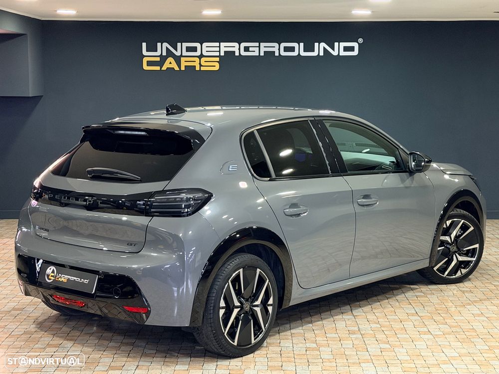 Peugeot e-208 GT - 9