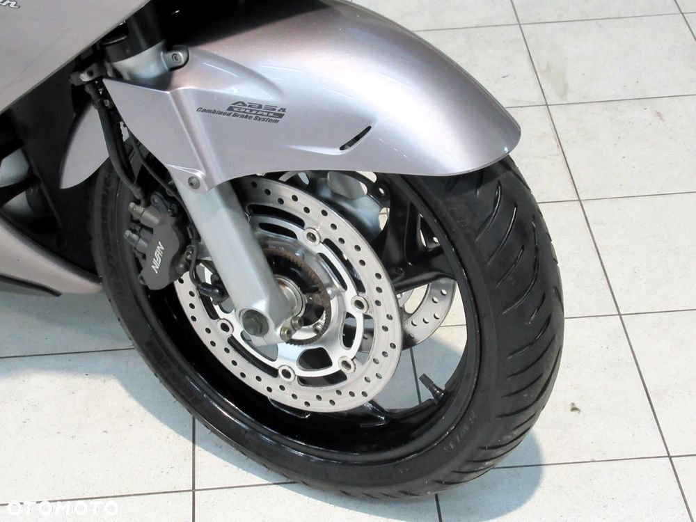 Honda ST - 21