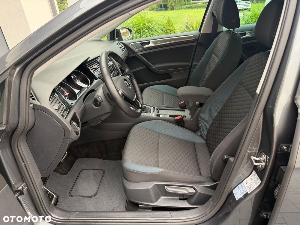 Volkswagen Golf 1.5 TSI BMT Evo IQ Drive DSG - 15