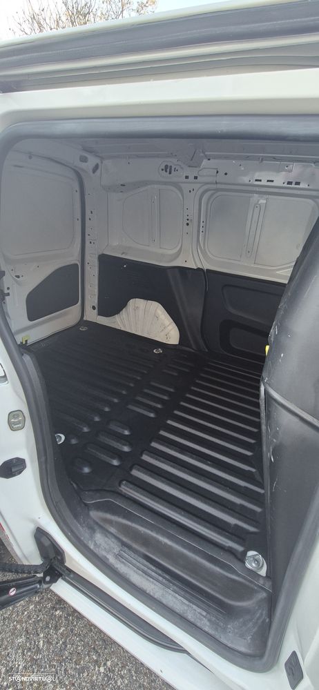 Opel COMBO - 3